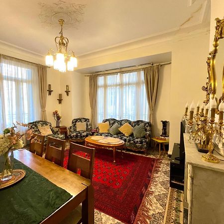 Appartement Dans Immeuble Haussmanien 알제 외부 사진
