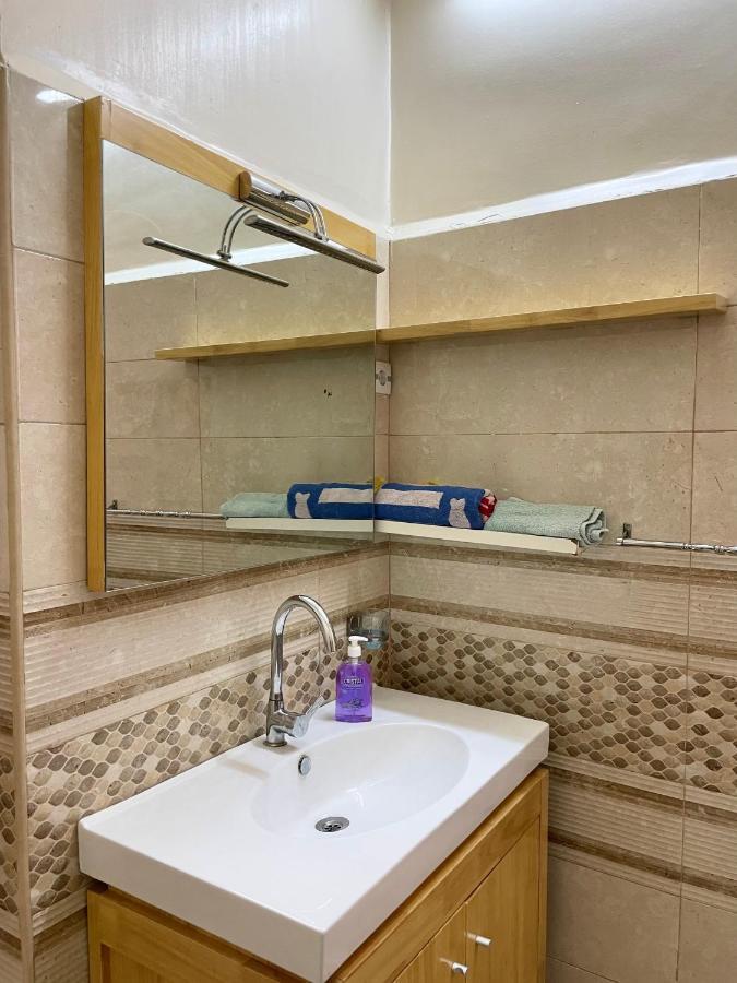 Appartement Dans Immeuble Haussmanien 알제 외부 사진