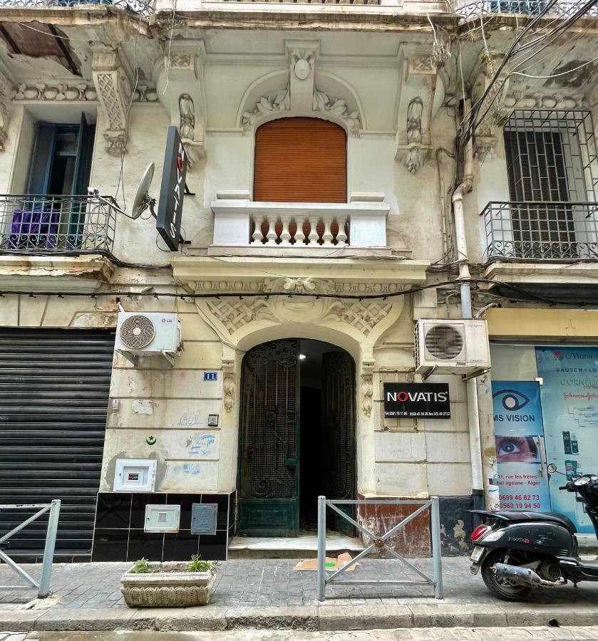 Appartement Dans Immeuble Haussmanien 알제 외부 사진