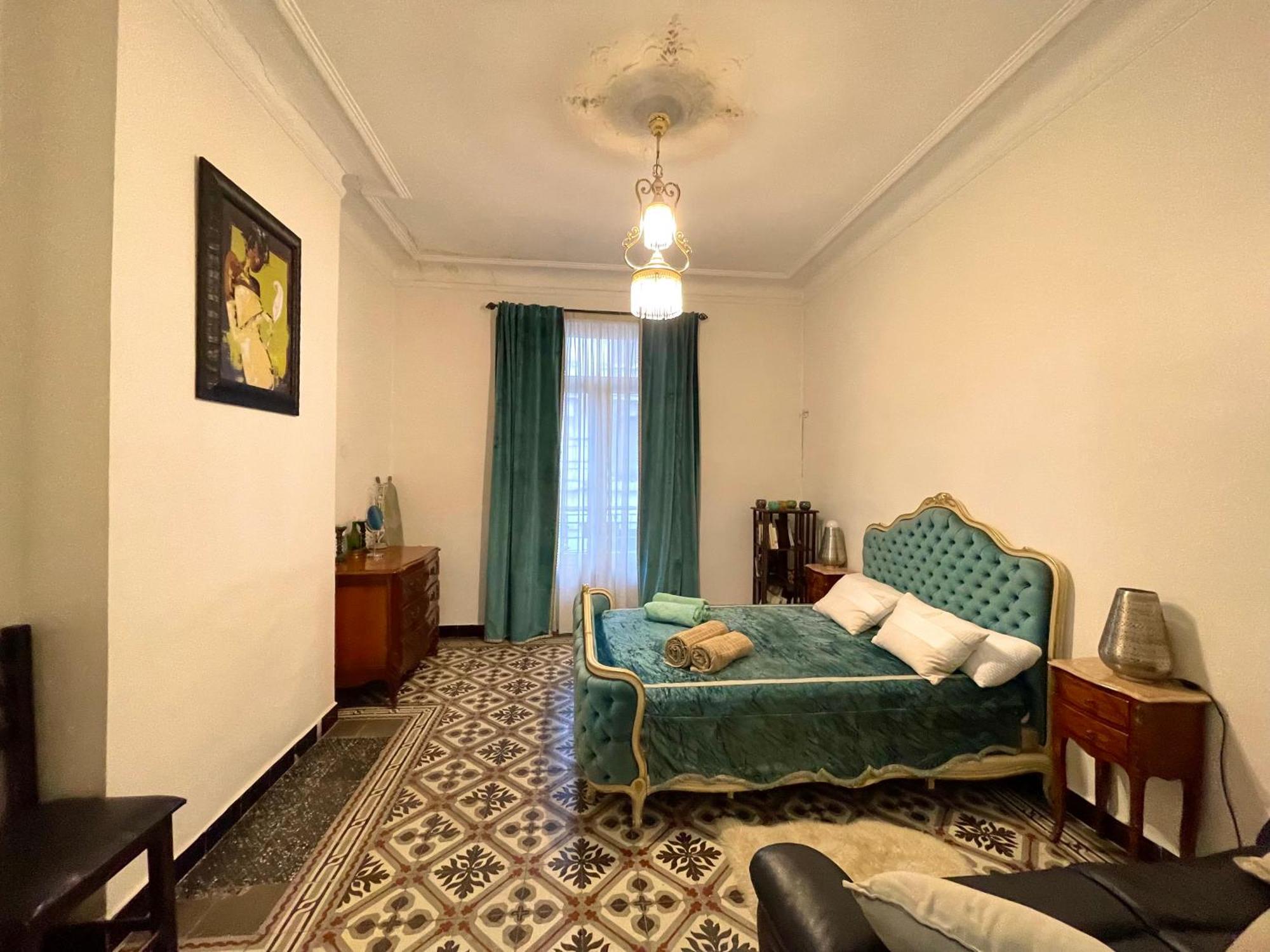 Appartement Dans Immeuble Haussmanien 알제 외부 사진